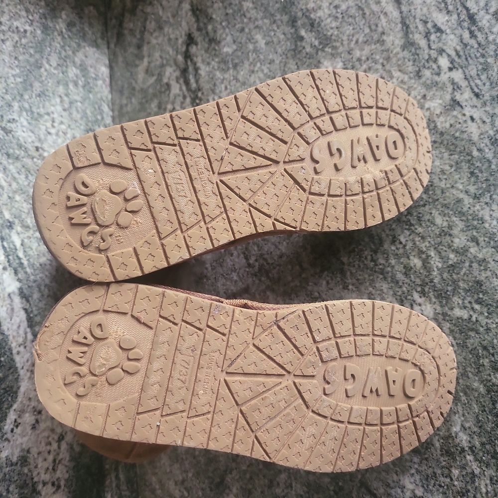 DAWGS Faux Shearling Boots! - Picture 4 of 7